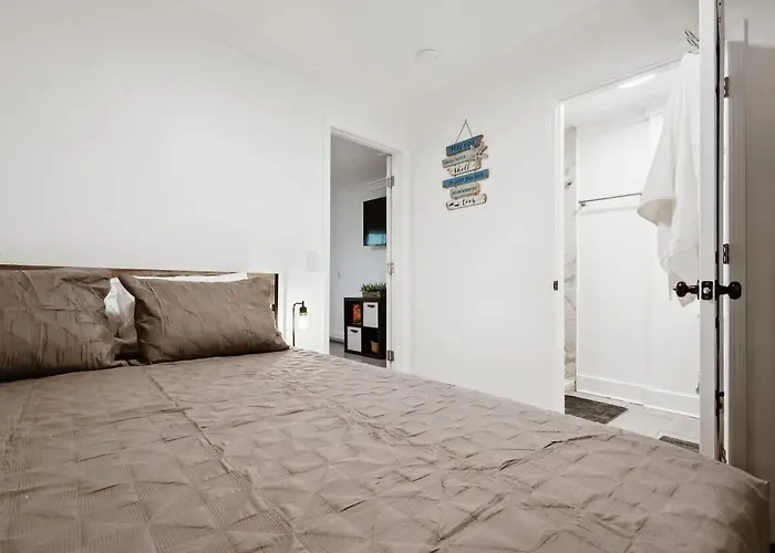 Clubhouse Cozy Fast Wi-fi 6 Min From Downtown *